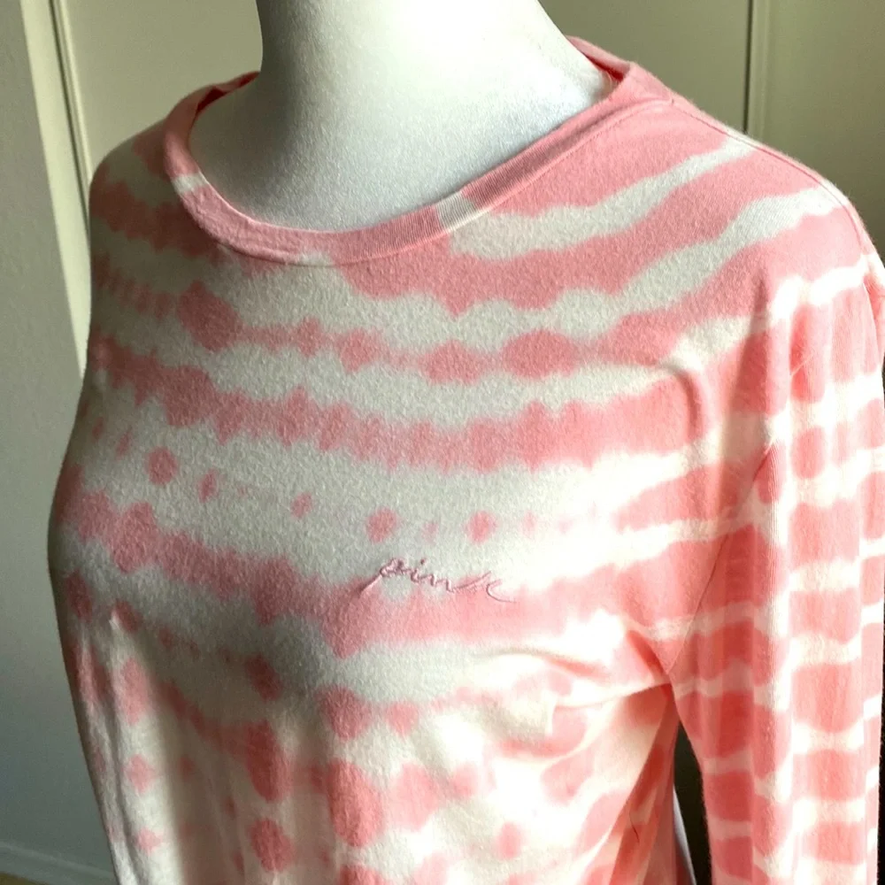 VS PINK NWOT GIRLFRIEND TWIST FRONT TIE DYE LONG SLEEVE CROPPED TEE - Picture 6 of 10